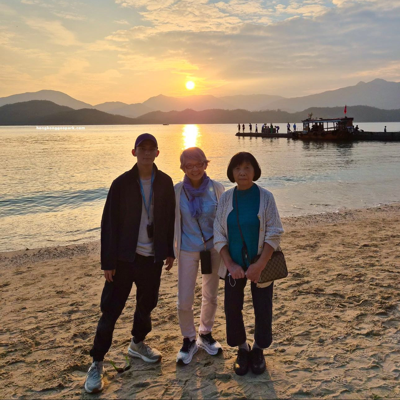 (Yacht Edition) Hong Kong Geopark Four Sea Arches Volcano Sightseeing Tour